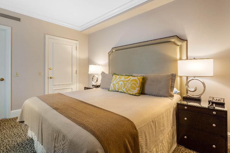 Omni Berkshire Place - Oda