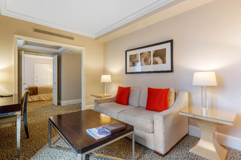 Omni Berkshire Place - Oda