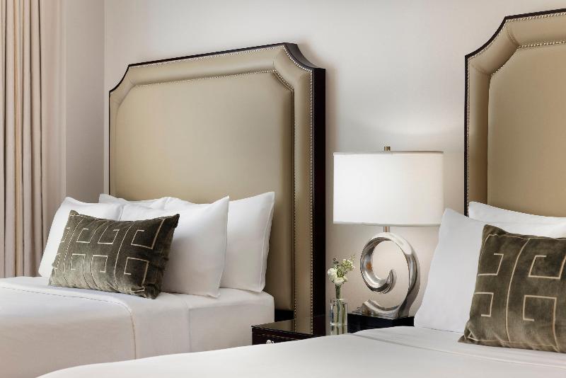 Omni Berkshire Place - Oda
