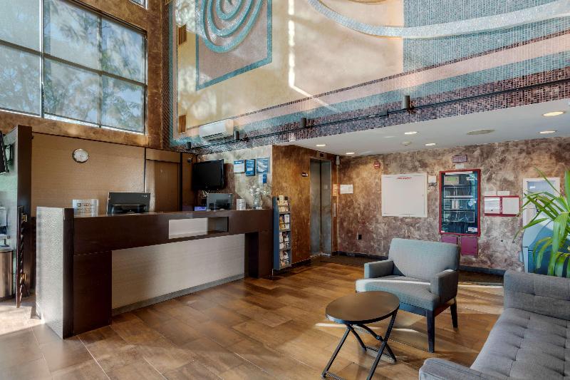Best Western Plus Brooklyn Bay Hotel - Lobi