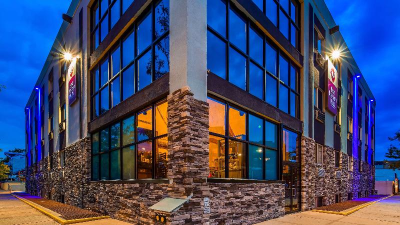 Best Western Plus Brooklyn Bay Hotel - Genel