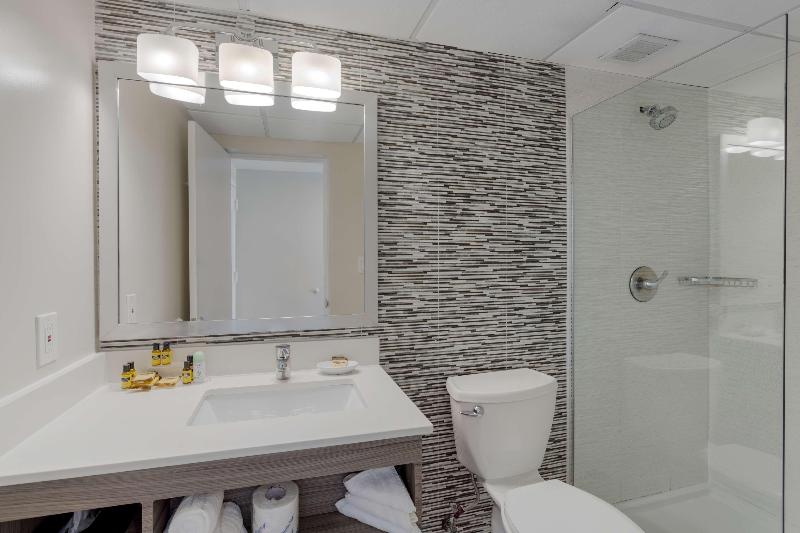 Best Western Plus Brooklyn Bay Hotel - Oda