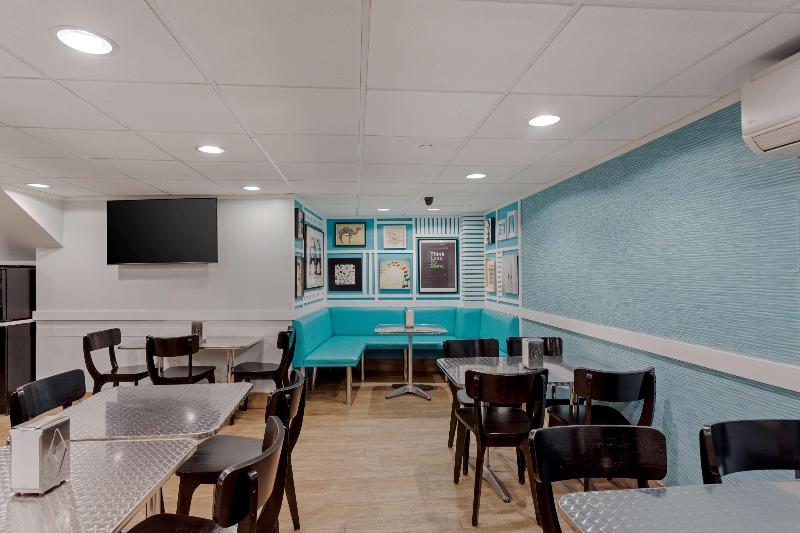 Best Western Plus Brooklyn Bay Hotel - Restoran