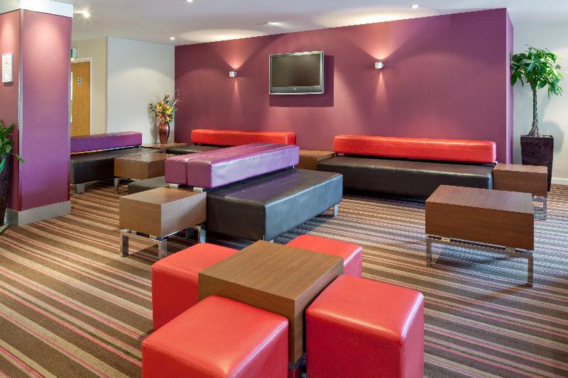 Holiday Inn Express Poole - Genel