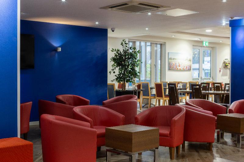 Holiday Inn Express Poole - Genel