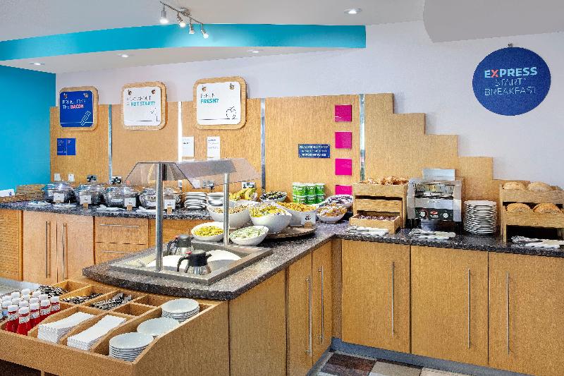 Holiday Inn Express Poole - Restoran