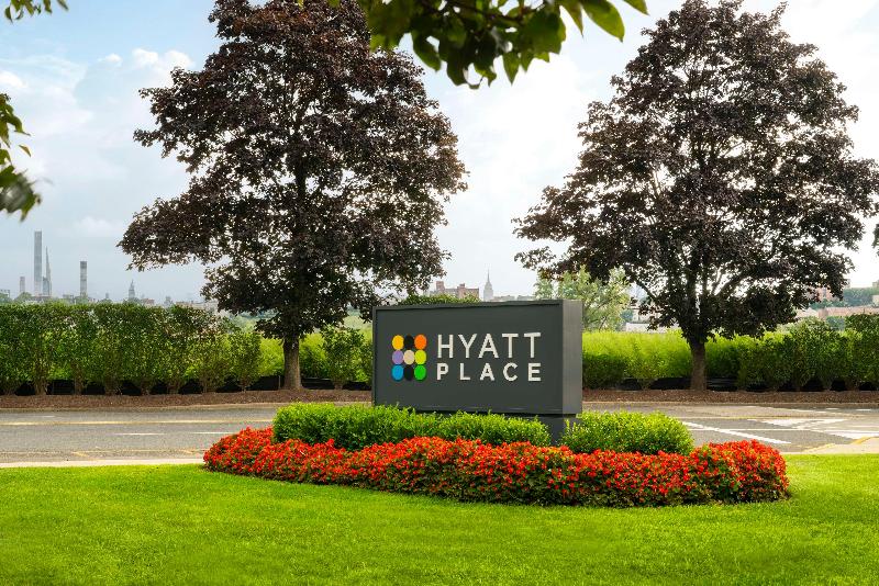 Hyatt Place Secaucus/Meadowlands - Genel