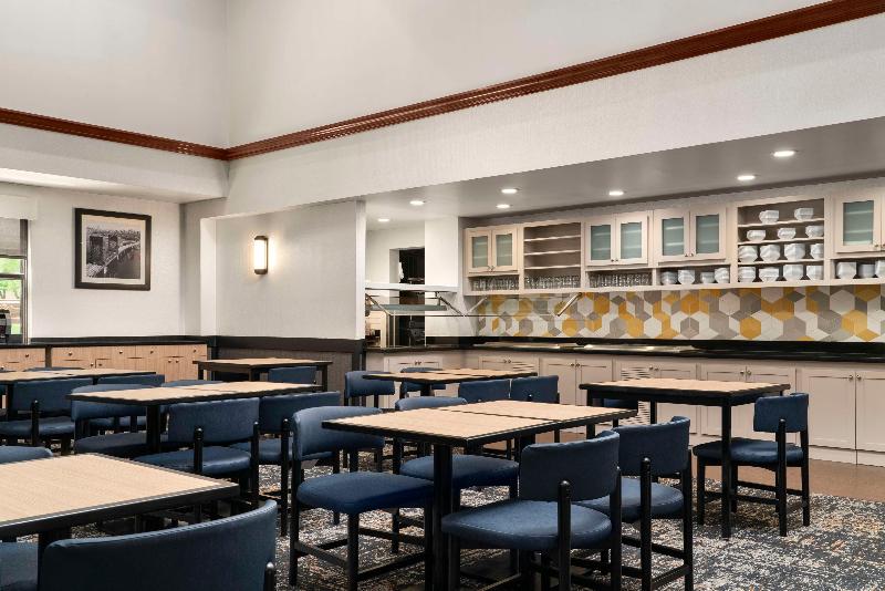 Hyatt Place Secaucus/Meadowlands - Restoran