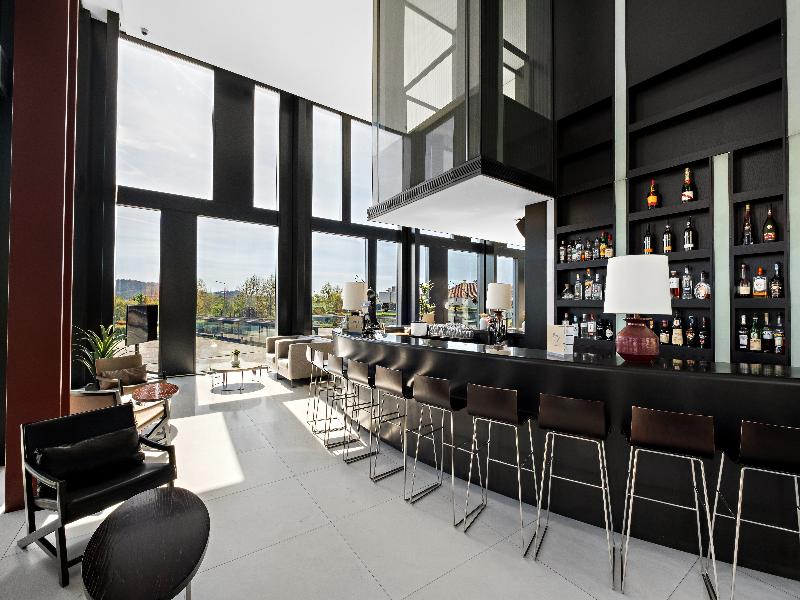 Axis Viana Business & Spa - Bar