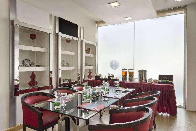 Ramada Qurum Beach - Toplantı