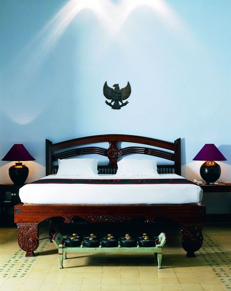 Tugu Sri Lestari Blitar - Genel
