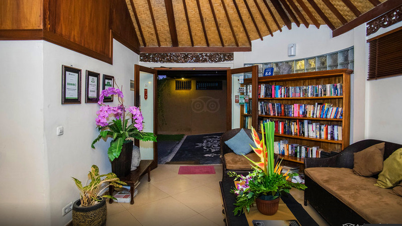 Dyana Villas - Lobi
