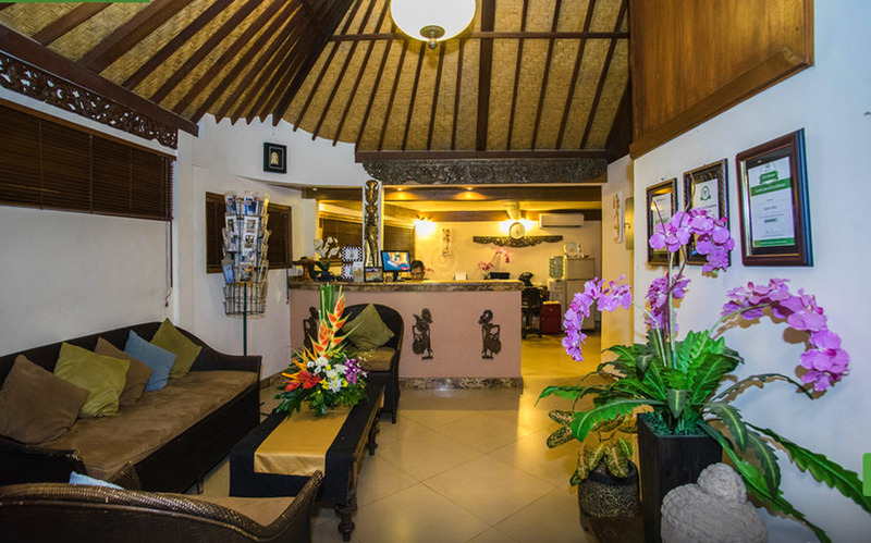Dyana Villas - Lobi
