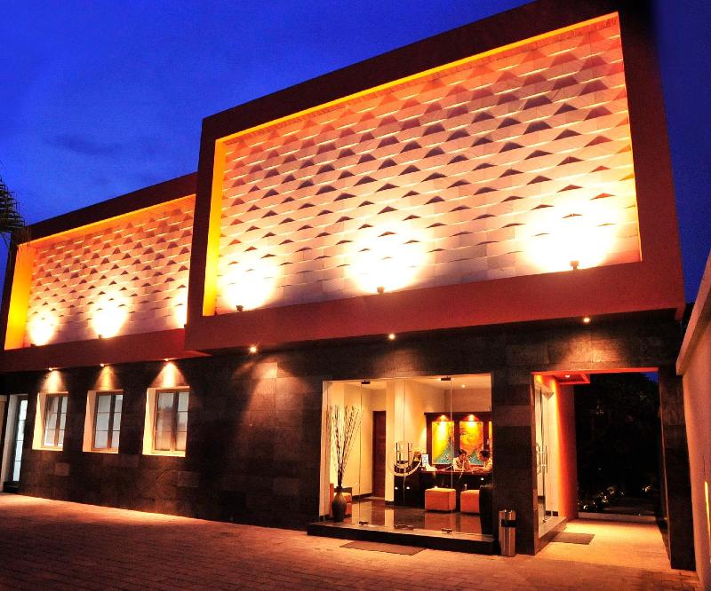 Sun Island Boutique Villas & Spa Seminyak - Lobi