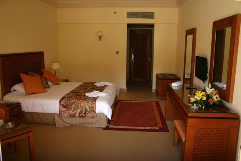 Edge Rotana Sea Beach - Genel