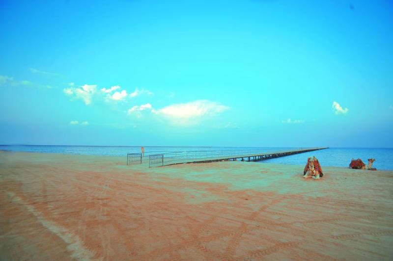 Edge Rotana Sea Beach - Genel
