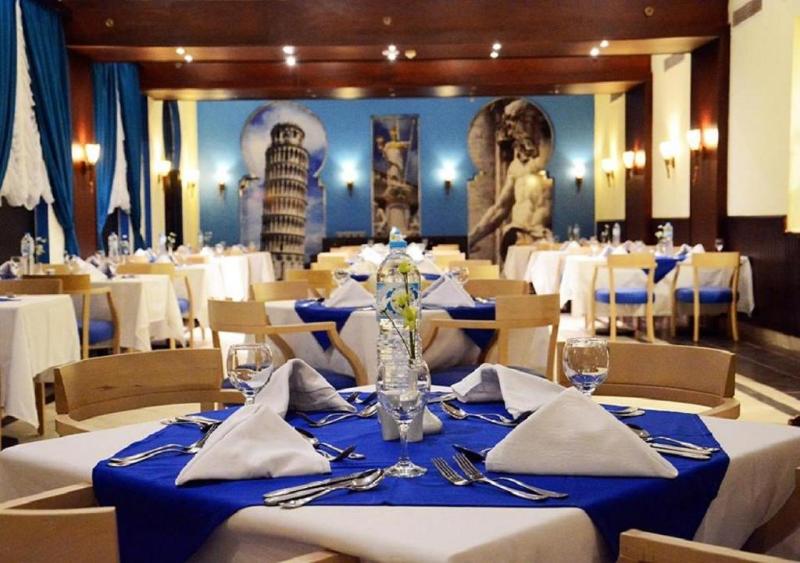 Edge Rotana Sea Beach - Restoran