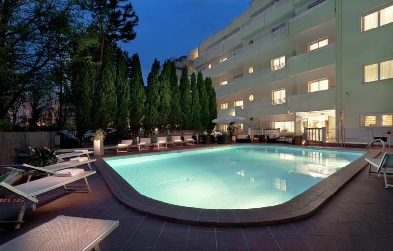 Astoria Suite Hotel - Genel