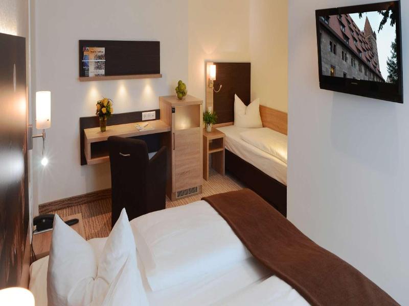Ringhotel Loew's Merkur - Oda