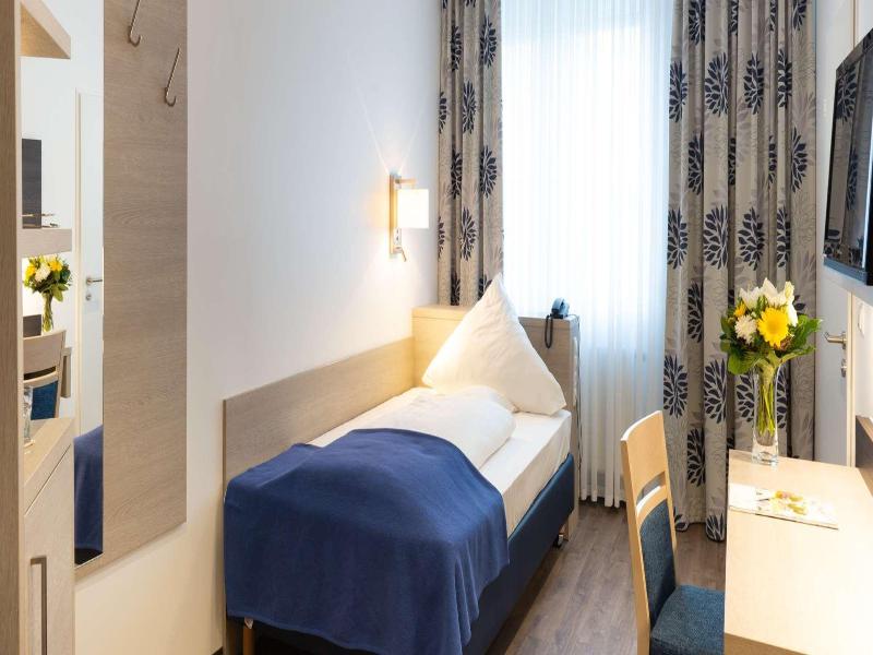 Ringhotel Loew's Merkur - Oda