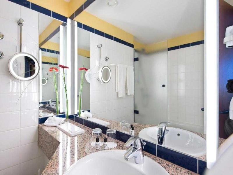 Sunday Hotel and Spa Wismar - Oda