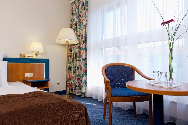 Sunday Hotel and Spa Wismar - Oda