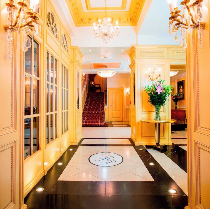 Luxury Family Hotel Royal Palace - Genel