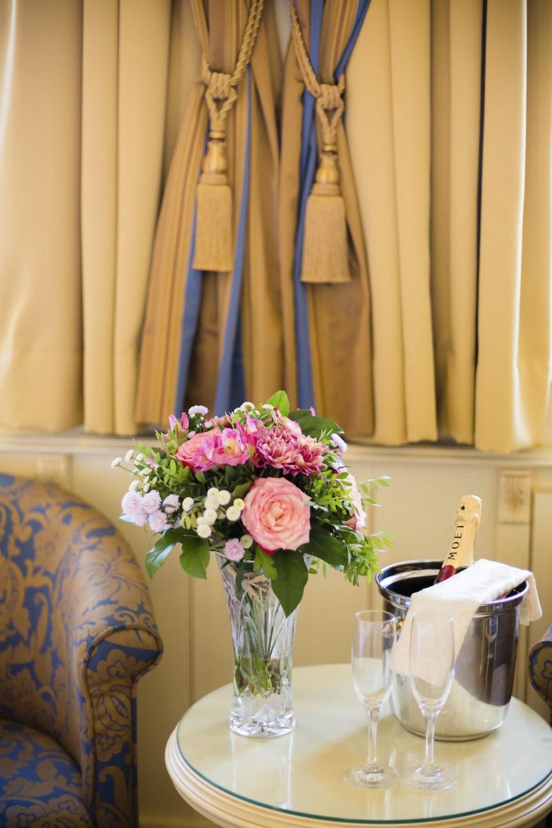 Luxury Family Hotel Royal Palace - Oda