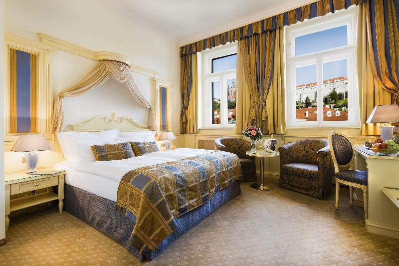 Luxury Family Hotel Royal Palace - Oda