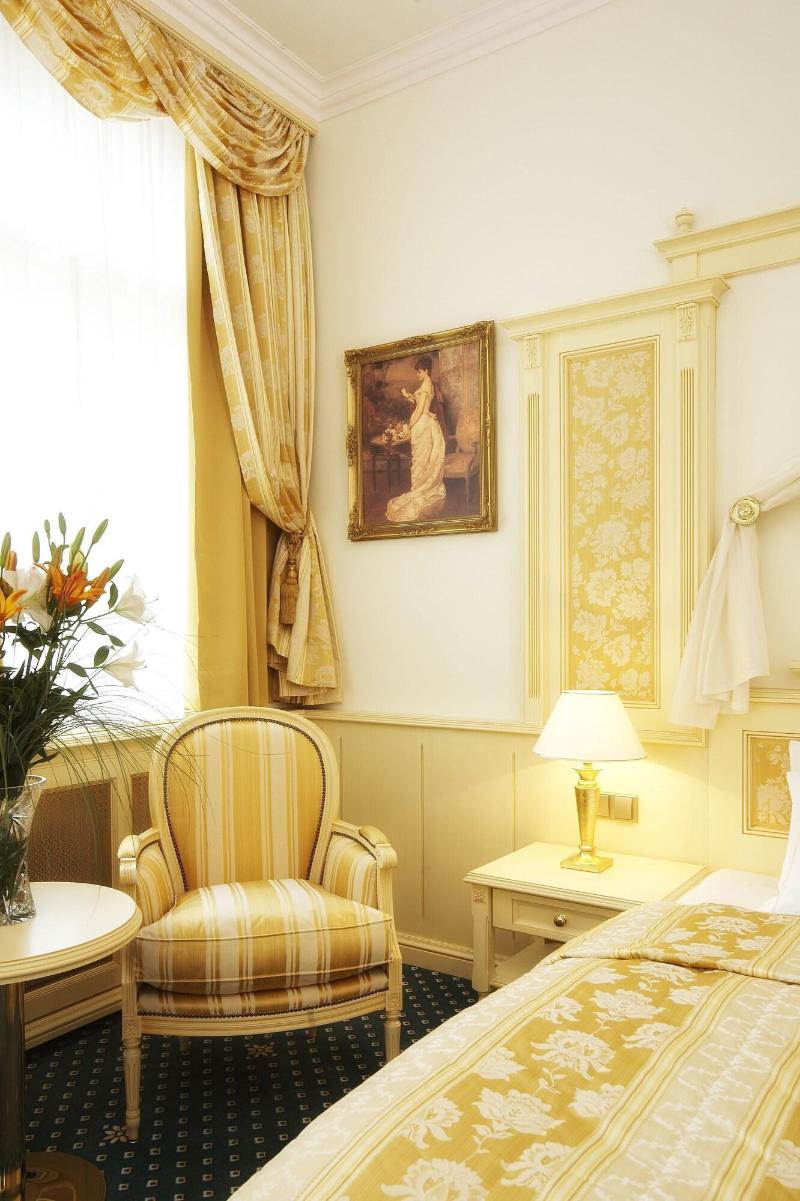 Luxury Family Hotel Royal Palace - Oda