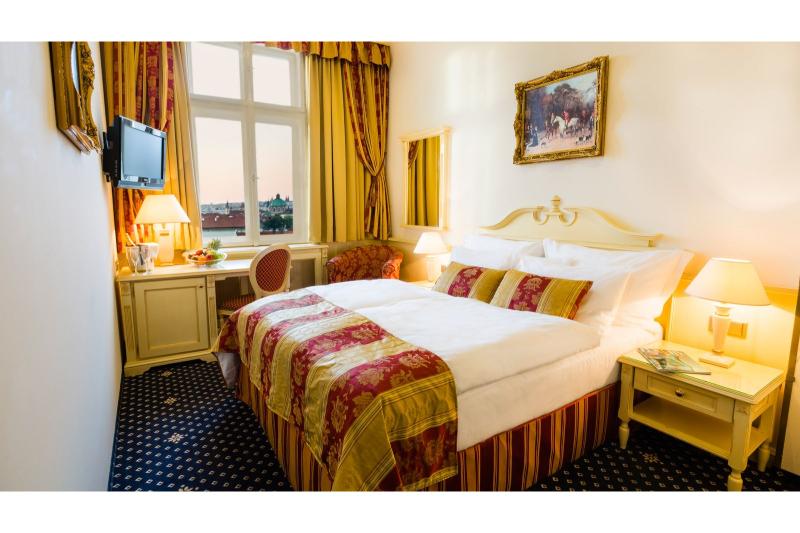Luxury Family Hotel Royal Palace - Oda