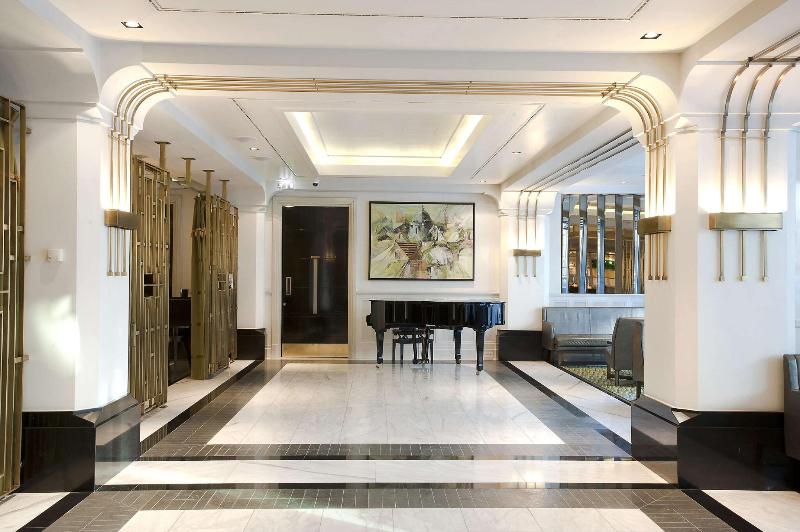 Hilton Prague Old Town - Lobi