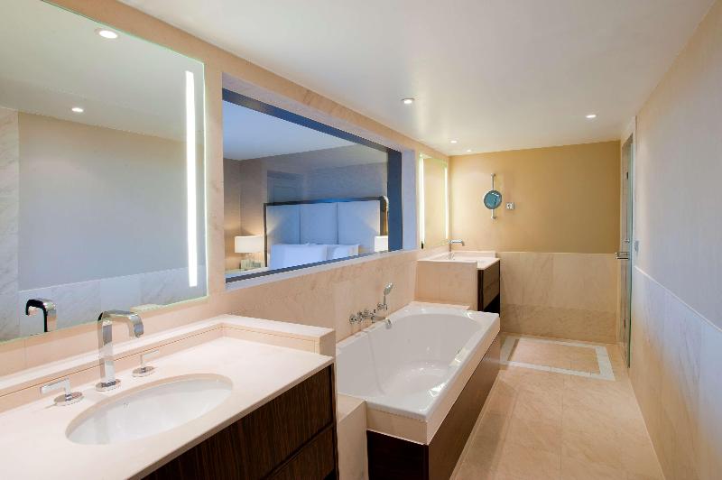 Hilton Prague Old Town - Oda