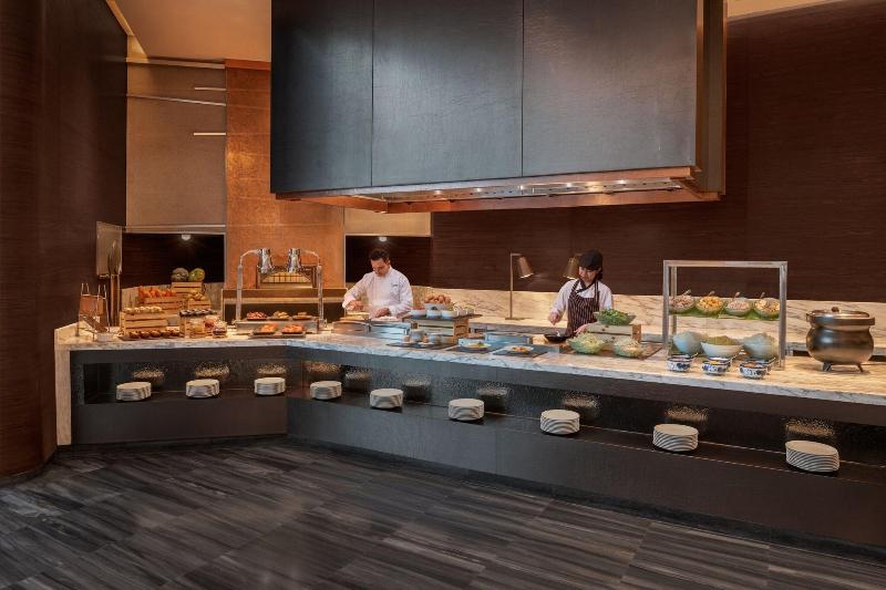 Le Meridien Bangkok - Restoran