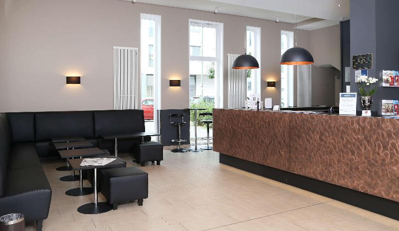 Premier Inn Berlin City Spittelmarkt - Lobi