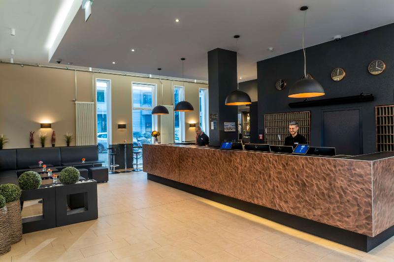 Premier Inn Berlin City Spittelmarkt - Lobi