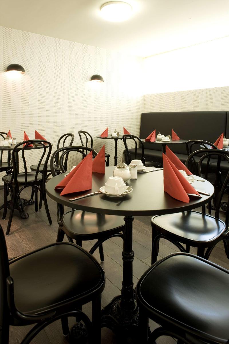 Premier Inn Berlin City Spittelmarkt - Restoran