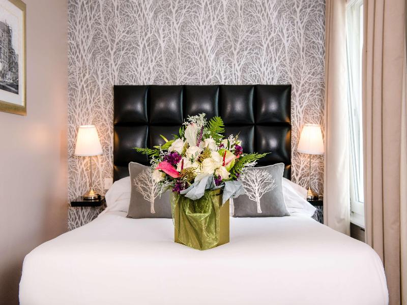 The Royal Hotel Cardiff - Oda