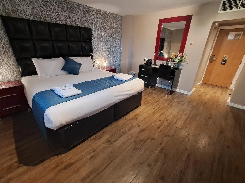 The Royal Hotel Cardiff - Oda