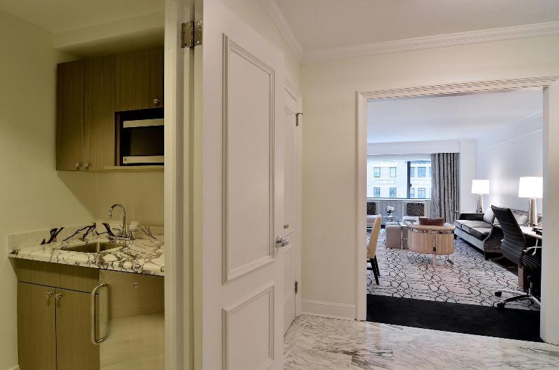 Loews Regency New York - Oda