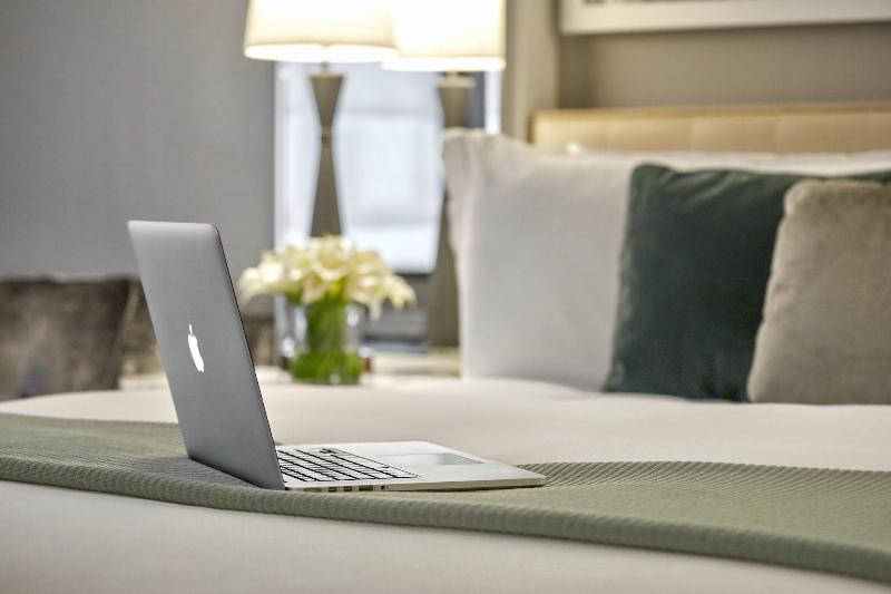 Loews Regency New York - Oda