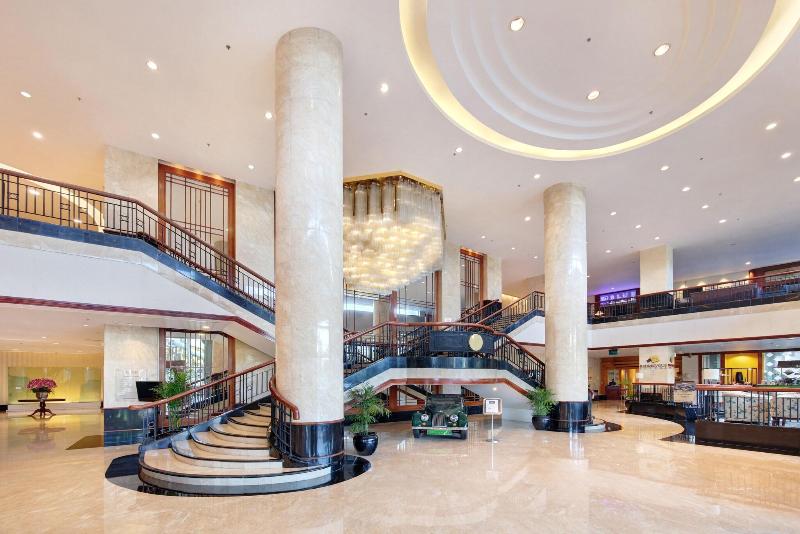 Lumire Hotel and Convention Center - Lobi
