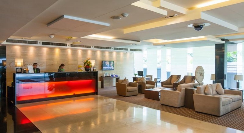 Oakwood Residence Sukhumvit 24 Bangkok - Lobi