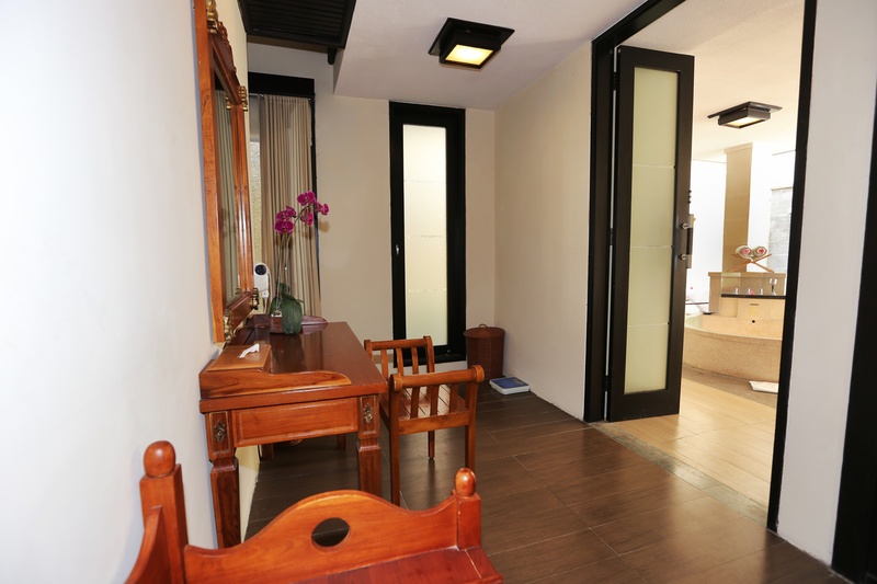 The Sanyas Suite - Oda