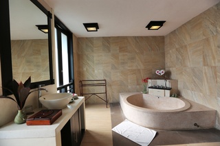 The Sanyas Suite fotoÄŸrafÄ±