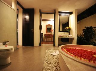 The Sanyas Suite fotoÄŸrafÄ±
