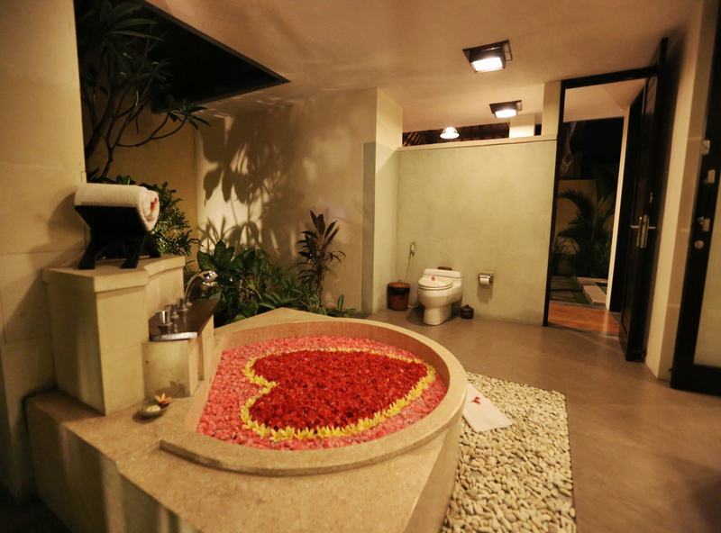 The Sanyas Suite - Oda