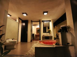The Sanyas Suite fotoÄŸrafÄ±