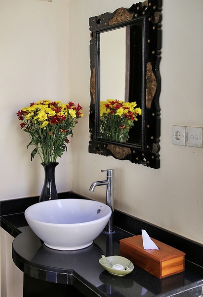 The Sanyas Suite - Oda