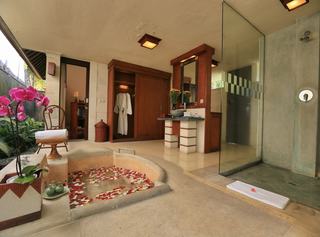 The Sanyas Suite fotoÄŸrafÄ±